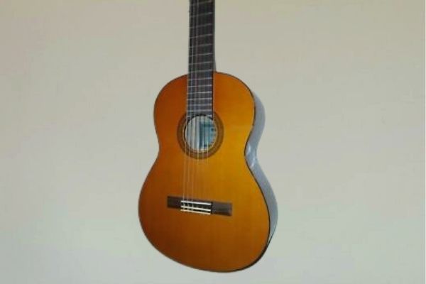 Best pick - Yamaha CGS102A Half-Size Guitar - TrueMusicHelper tested guitar