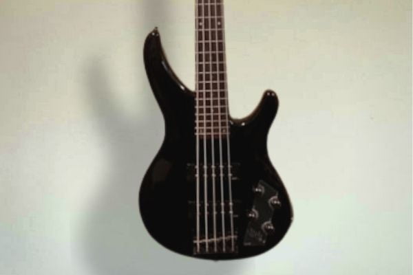 Yamaha TRBX305 5-string bass for $500 -TrueMusicHelper tested guitar